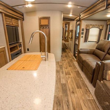 Golden Riverfront Campground Exterior foto